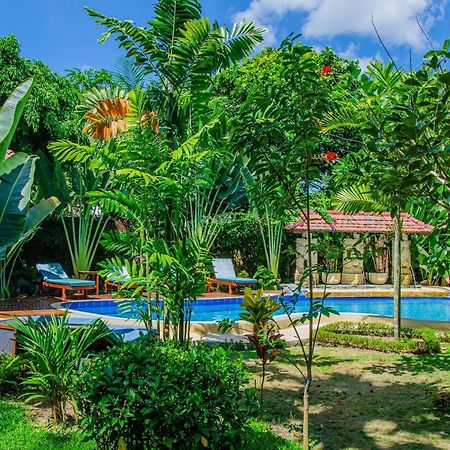 Hotel Stanley Lombok Mataram Zewnętrze zdjęcie