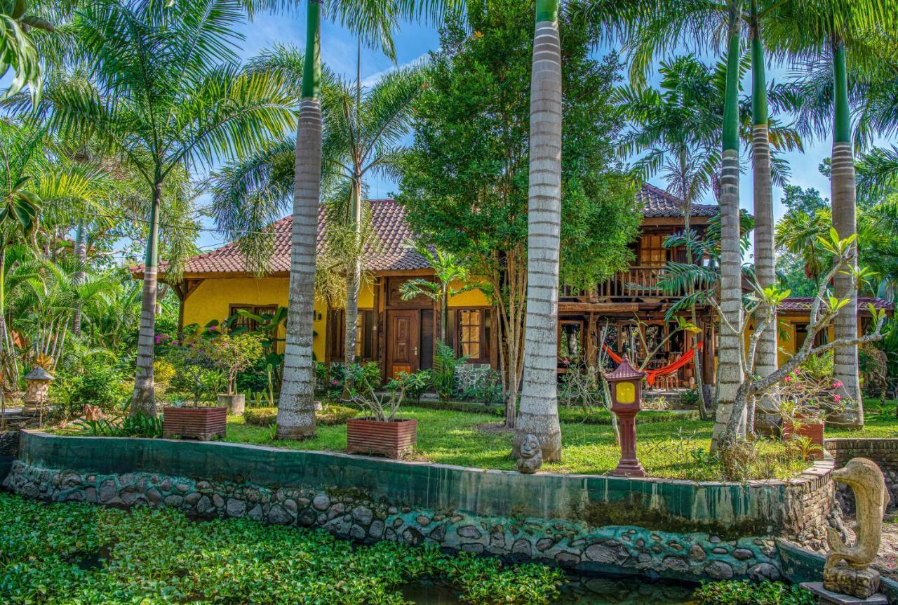 Hotel Stanley Lombok Mataram Zewnętrze zdjęcie