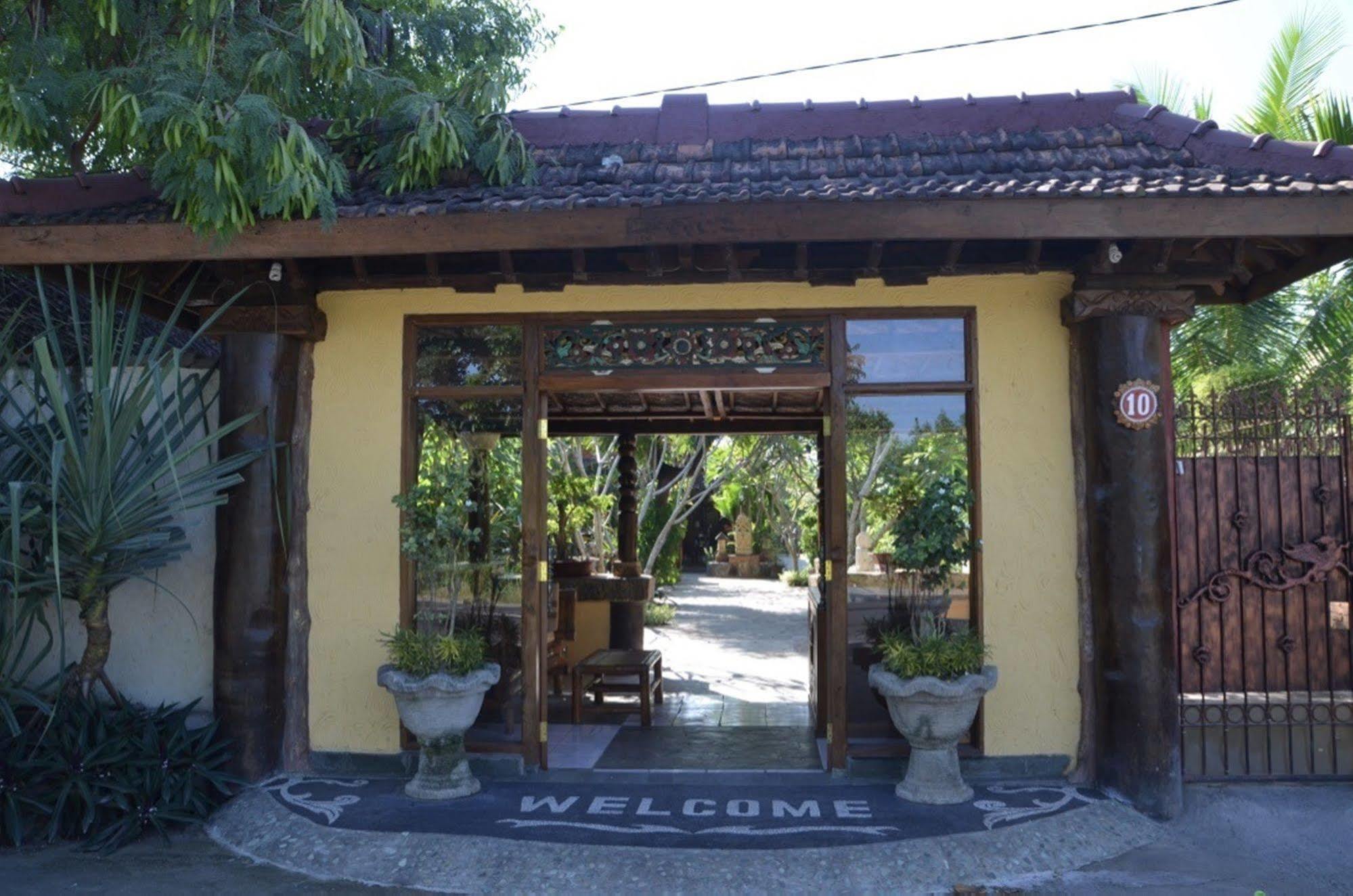 Hotel Stanley Lombok Mataram Zewnętrze zdjęcie